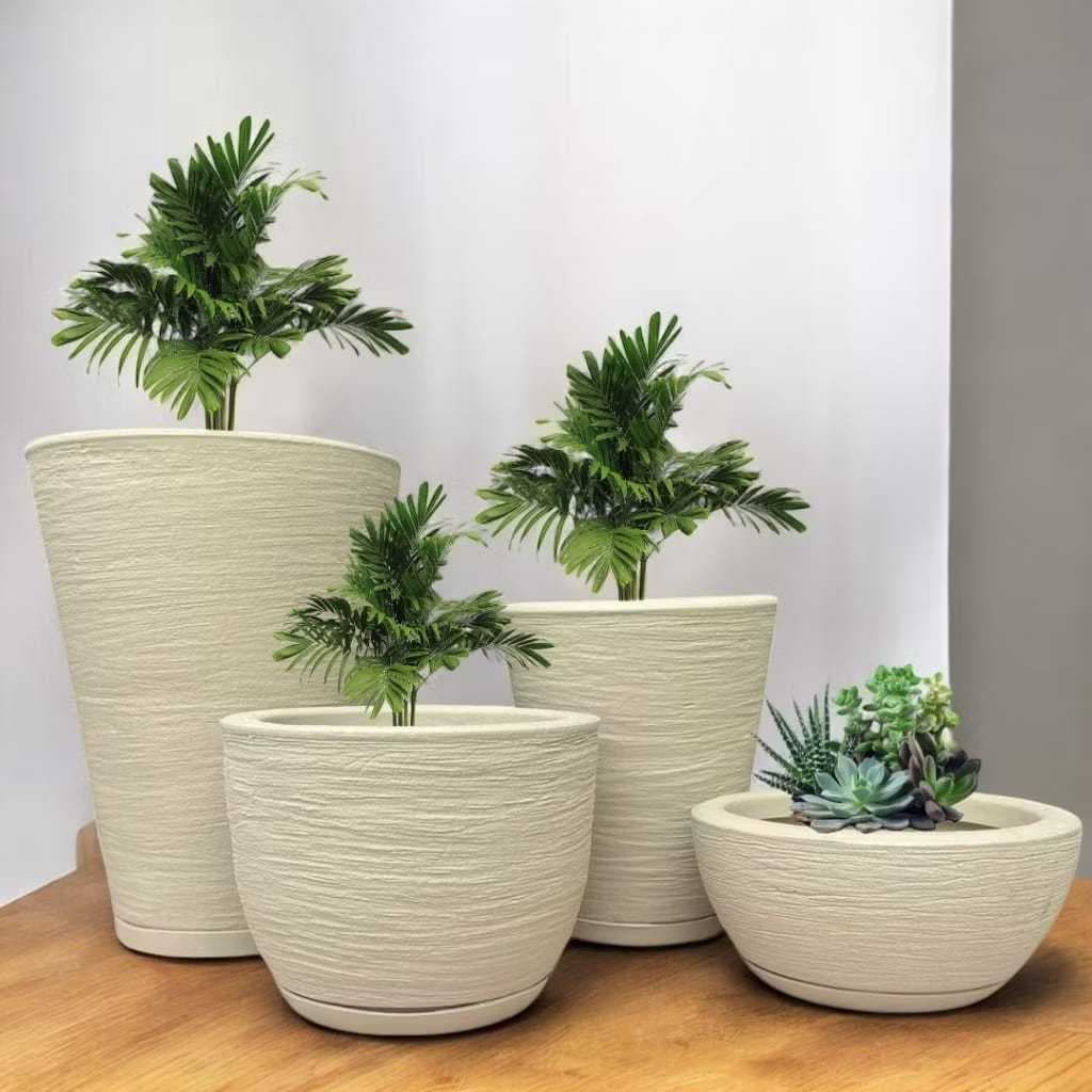 Kit 4 Vasos De Plantas Luxo Moderno Lançamento Polietileno Jardim + Prato Coletor de Água