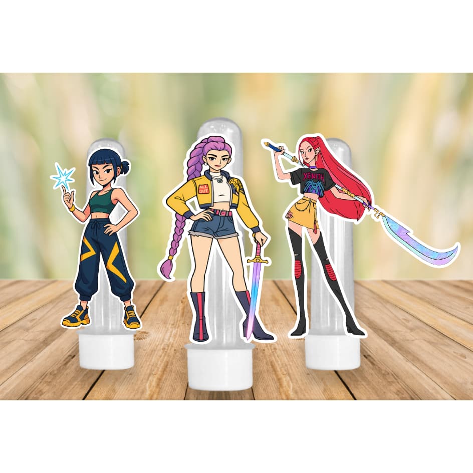 Apliques GUERREIRAS KPOP huntrix 5x5cm– Lembrancinha e Decoração  Festa - SORTIDOS