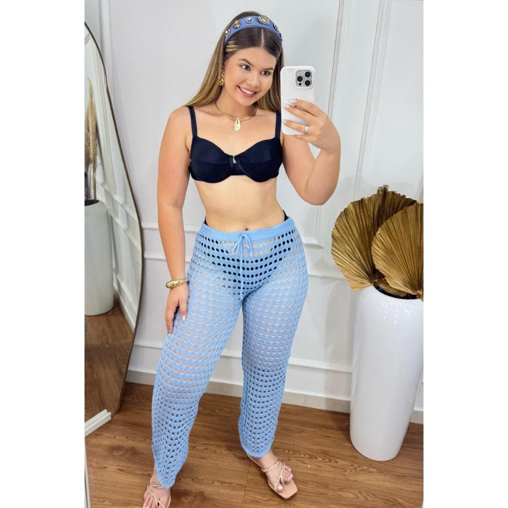 Calça Saída de Praia Tricot Furadinha Blogueira Look Verão 2025 Leve e Estilosa com Regulagem