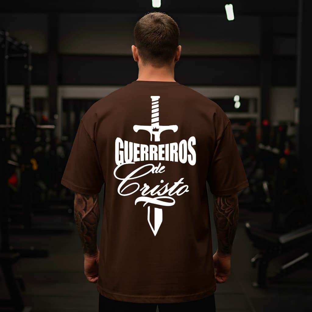 Camiseta Oversized Religiosa Guerreiros De Cristo Espada Sagrada Blusa Para Academia Promoção