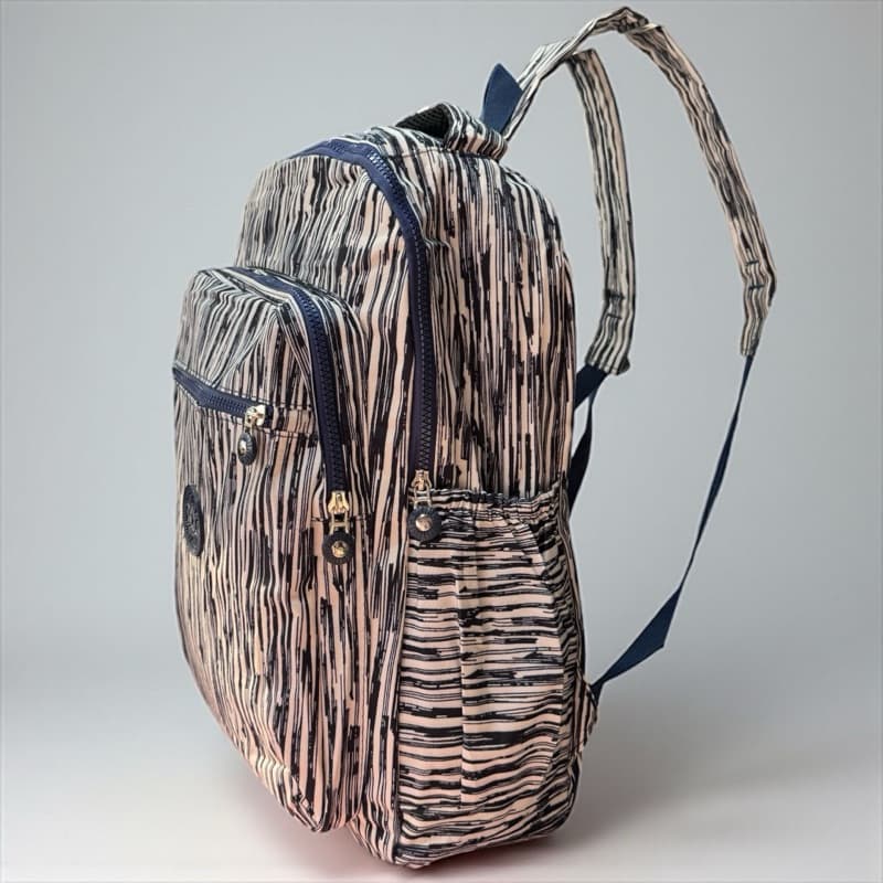 Mochila Estampada Colorida Feminina | Estilo, leve e espaçosa
