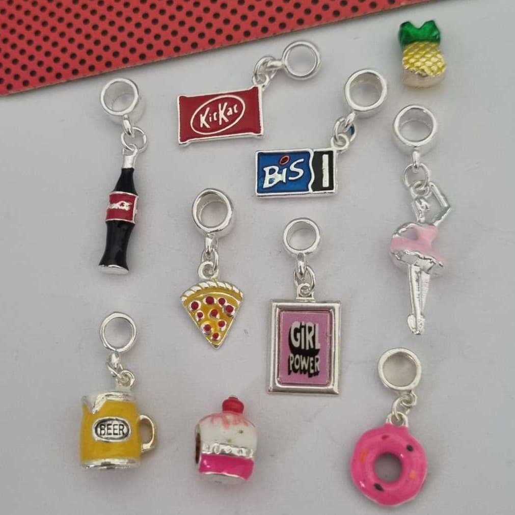 Berloque Outlet Ultimas Unidade Comida Chocolate Donut Doces Vinho Batata Frita Refrigerante Café Fruta Casal Girl Power