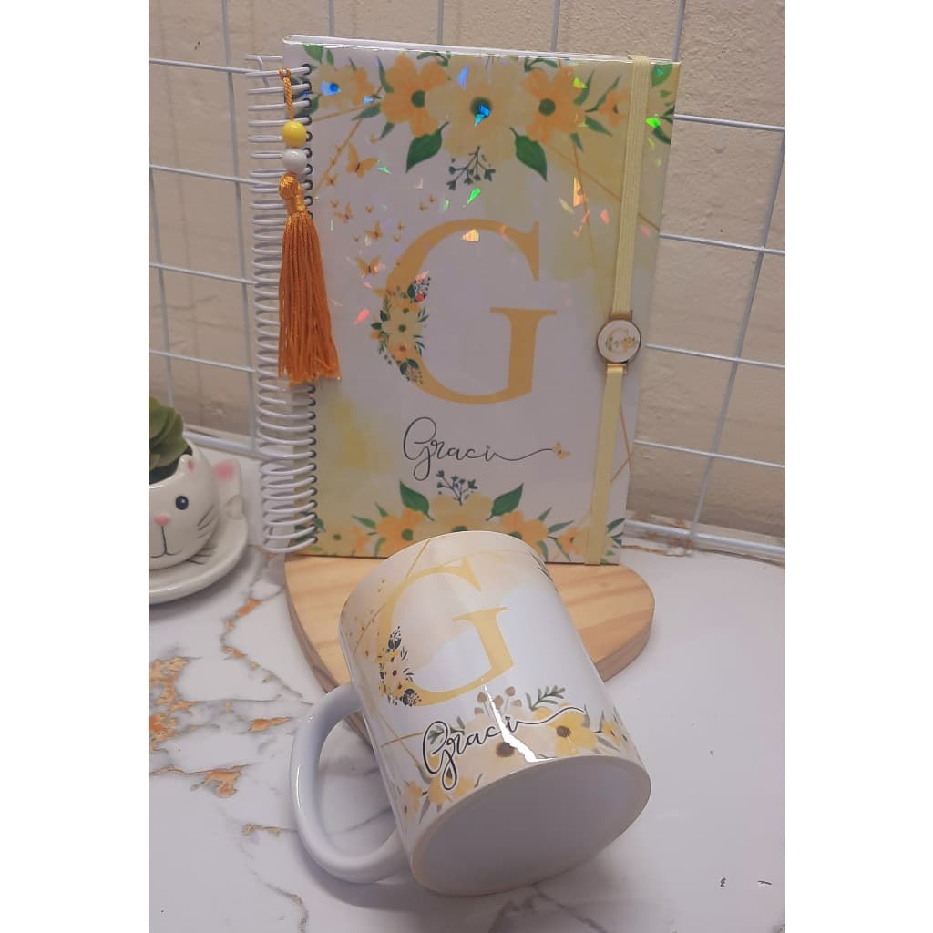 Caderno Pautado Linhas Alfabeto Floral personalizado com capa holográfica