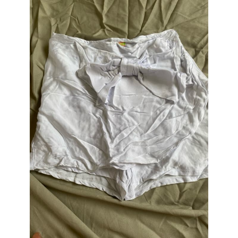 Saída de banho short saia com laço praia verão seminova