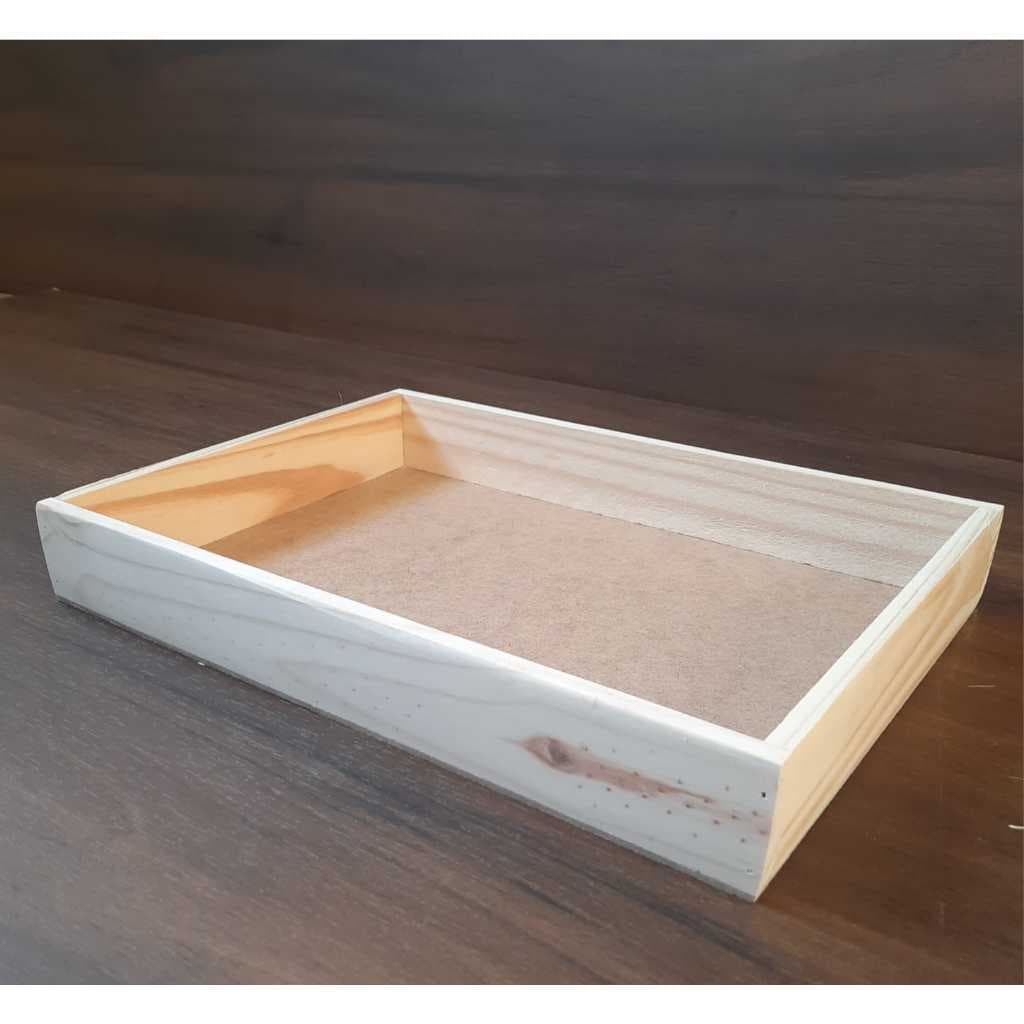 KIT 15un - Bandeja Simples 20x20x4,5cm + GRAVAÇÃO - Pinus com fundo mdf cru