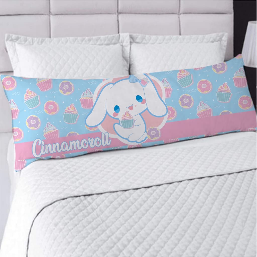 Fronha Avulsa ou Kit Fronha com Travesseiro de Corpo 125x45cm  Estampa Cinnamoroll Rosa
