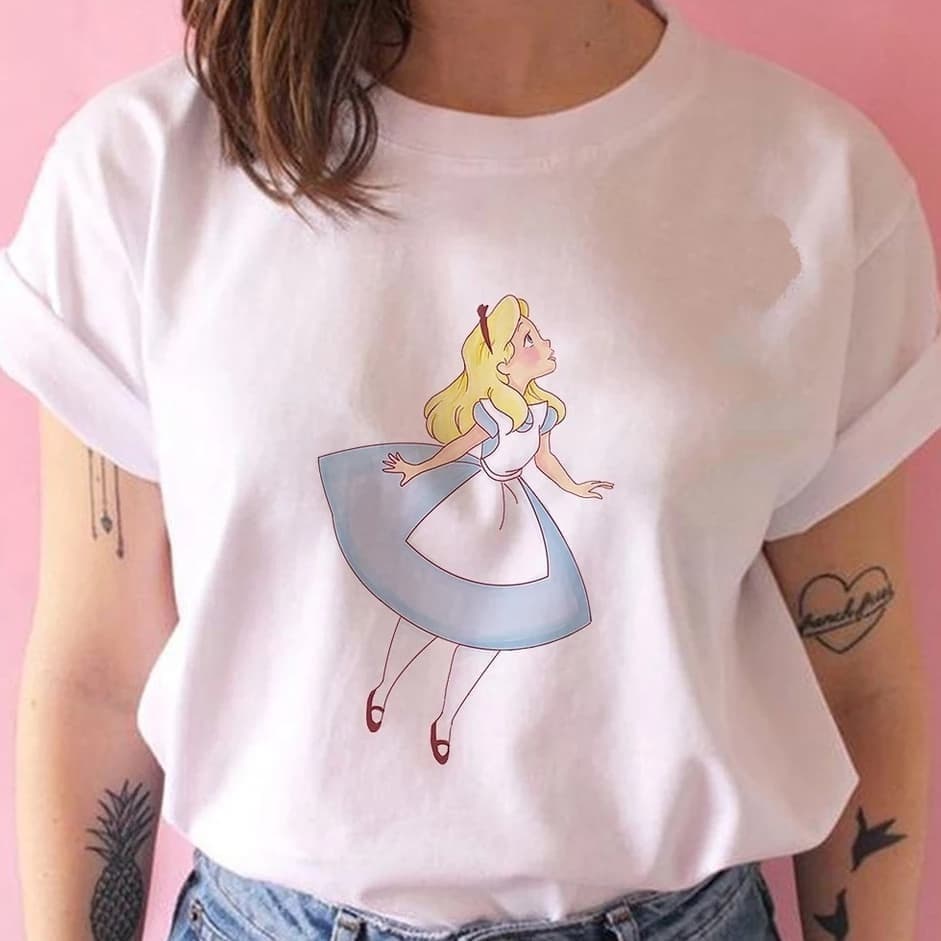 camiseta baby look alice no pais das maravilhas infantil adulto