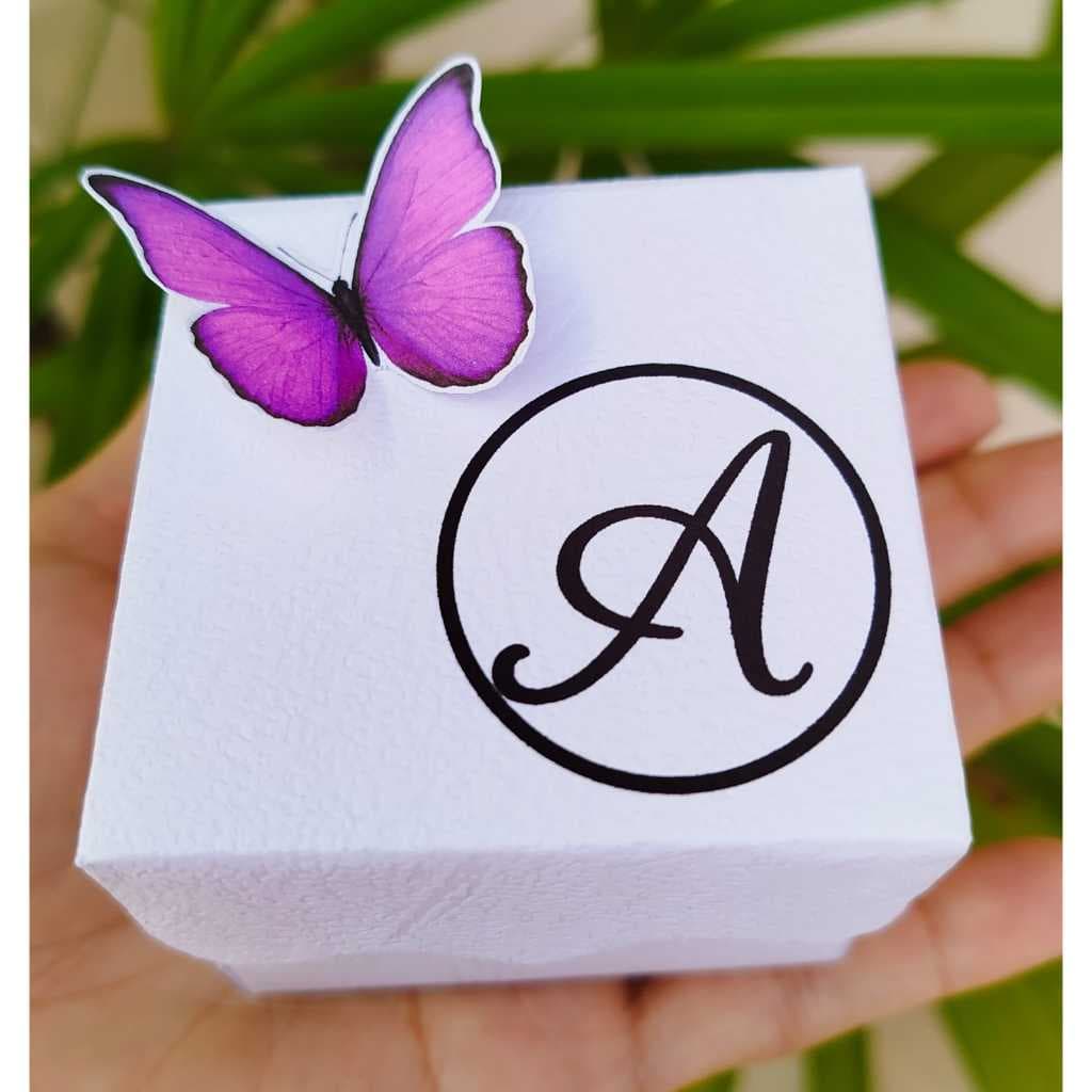 CAIXINHA PERSONALIZADA COM APLIQUE PARA DOCES, BROWNIE, BEM CASADOS, CASAMENTO, 15 ANOS, ANIVERSÁRIO