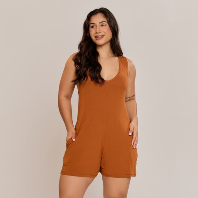 Macaquinho Curto Casual Feminino Viscolycra Solto com Alças Largas e Bolsos
