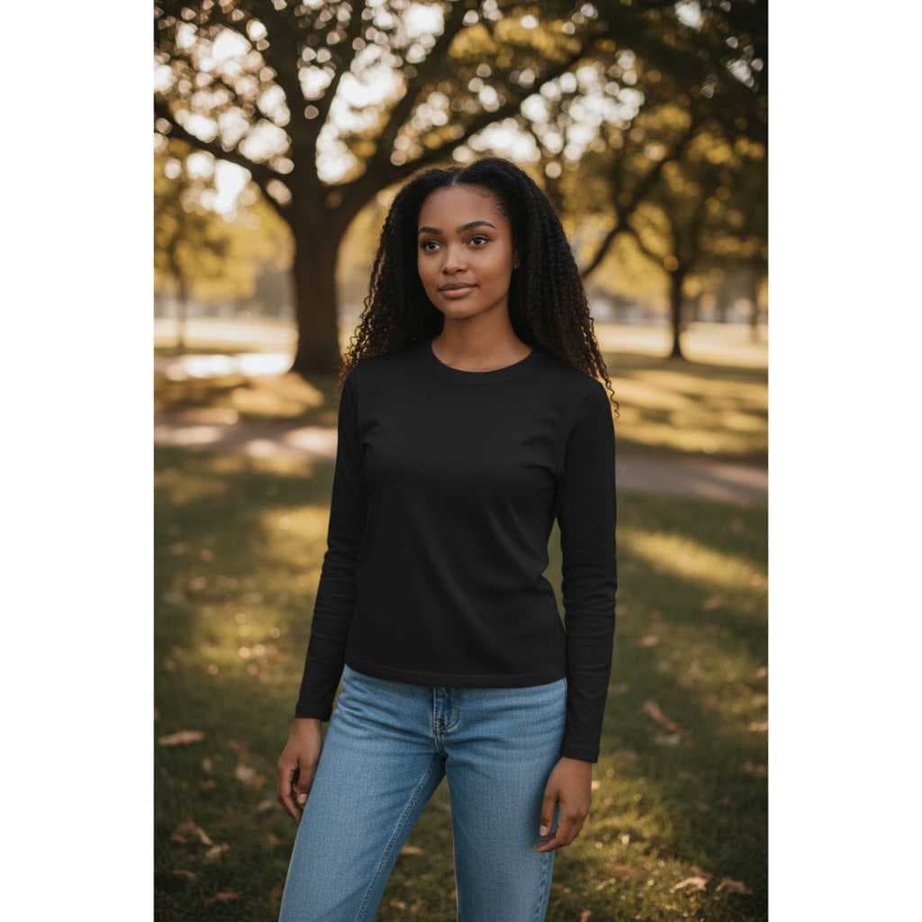 Blusa feminina peluciada com brinde uma blusa infantil peluciada
