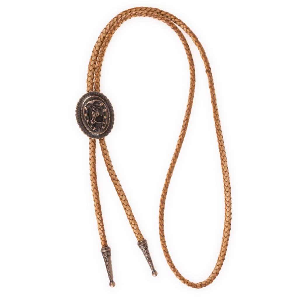 Gravata Country Bolo Tie com Cavalo Marrom e Ponteira Metálica Unissex