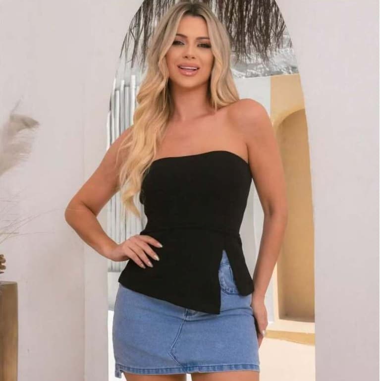 Sissi Cropped Tomara que Caia em Tricô Modal
