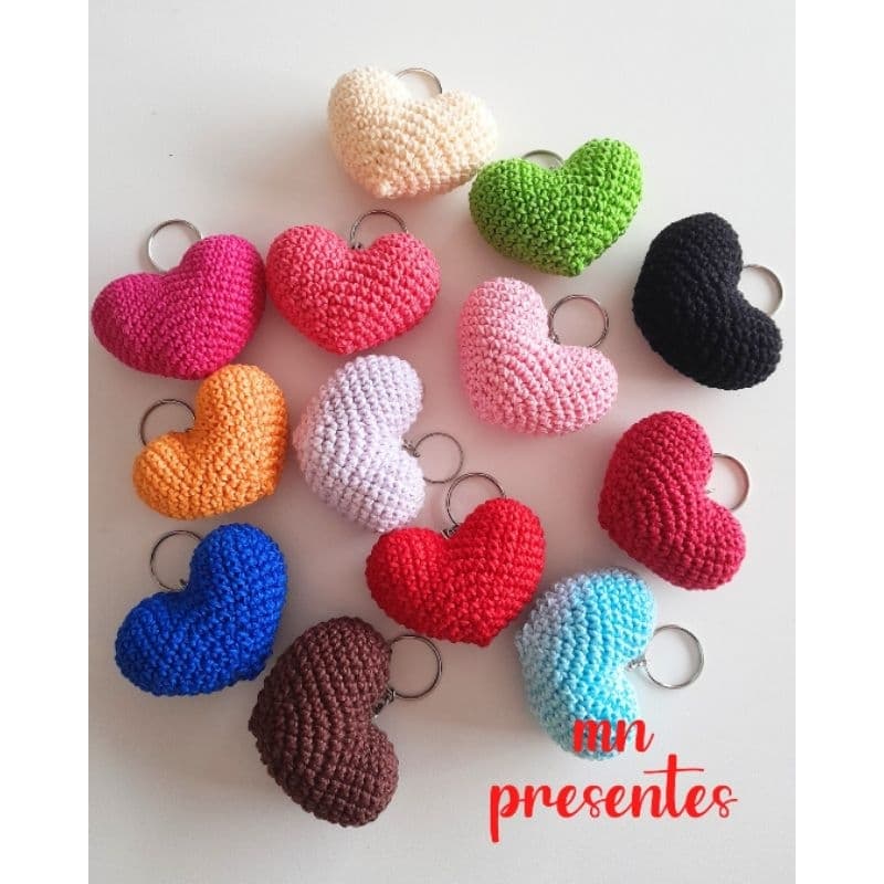 chaveiro coração 3d crochê amigurumi presente lembrancinha