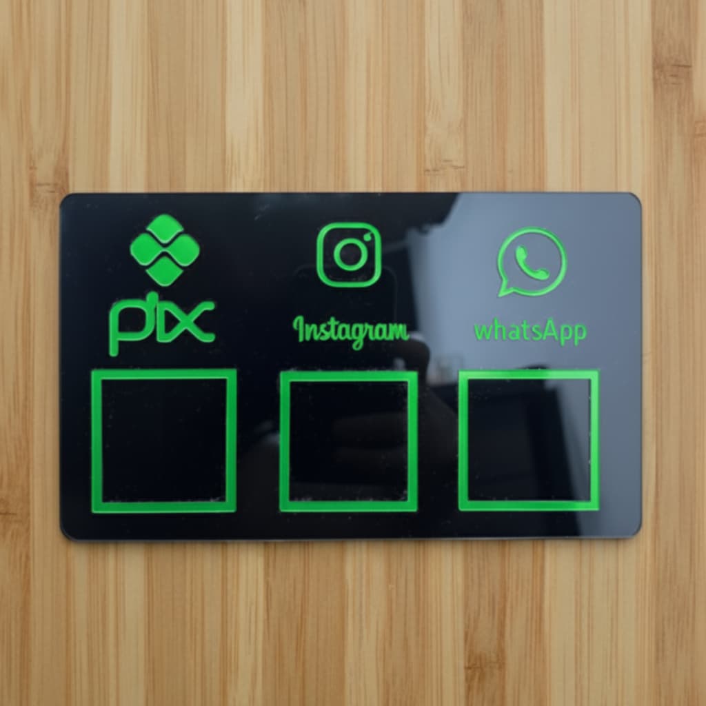 Placa Tripla Pix Instagram WhatsApp em Acrílico – Display com QR Code para Mesa ou Balcão
