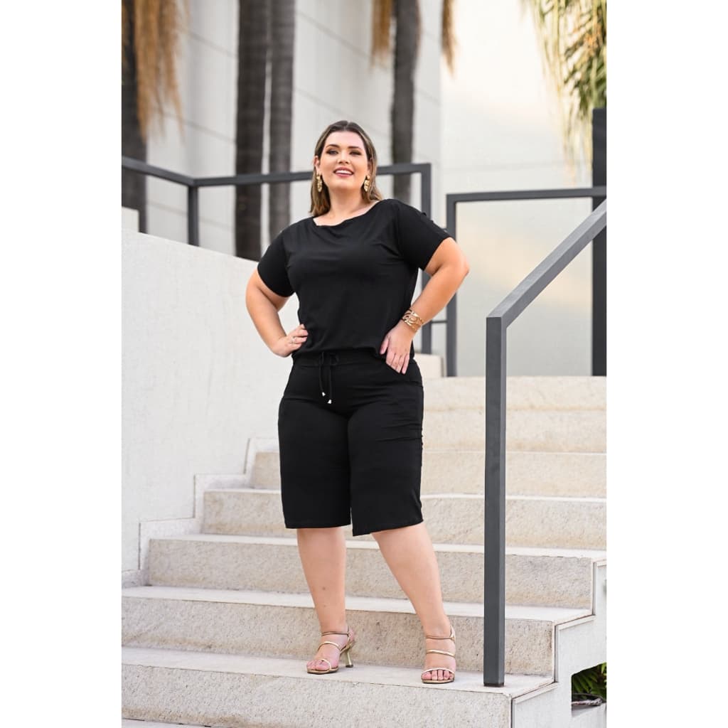 Conjunto Feminino Plus Size Bermuda e Blusa
