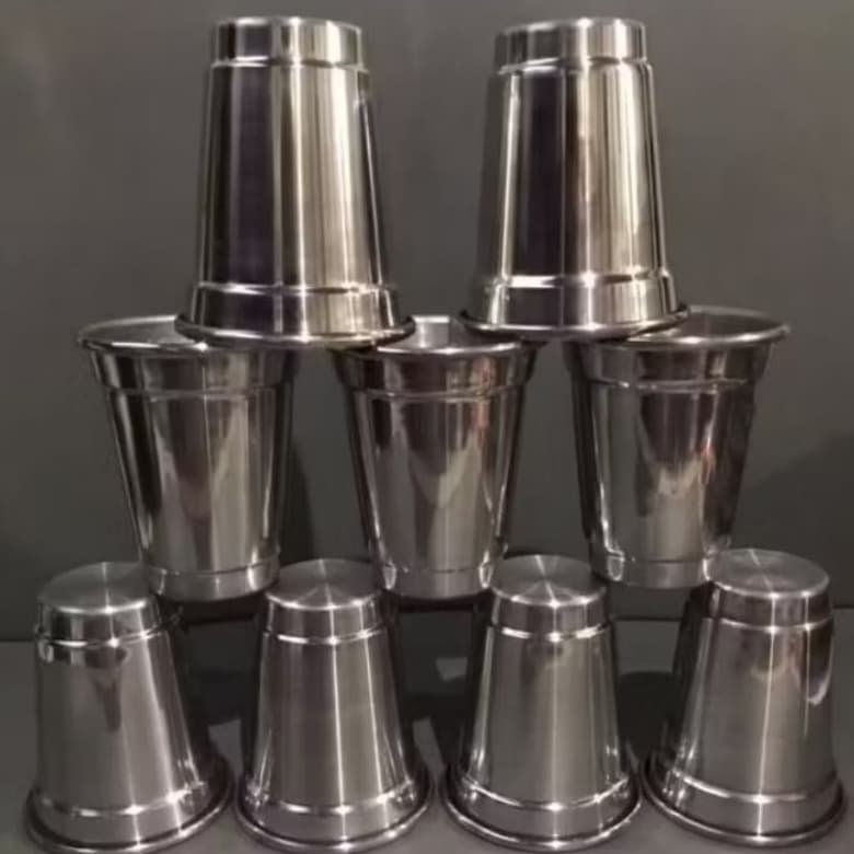 KIT COM 9 COPOS DE ALUMÍNIO 300ML POLIDOS