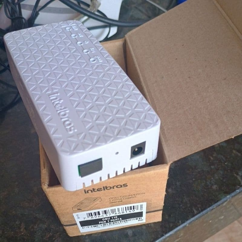 KIT 10 ONU Xpon GPON/EPON modelo 110 e fontes NA CAIXA