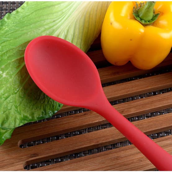 Colher de Silicone Grande Vermelha Preta Utensílio de Cozinha Durável, Segura e Resistente ao Calor
