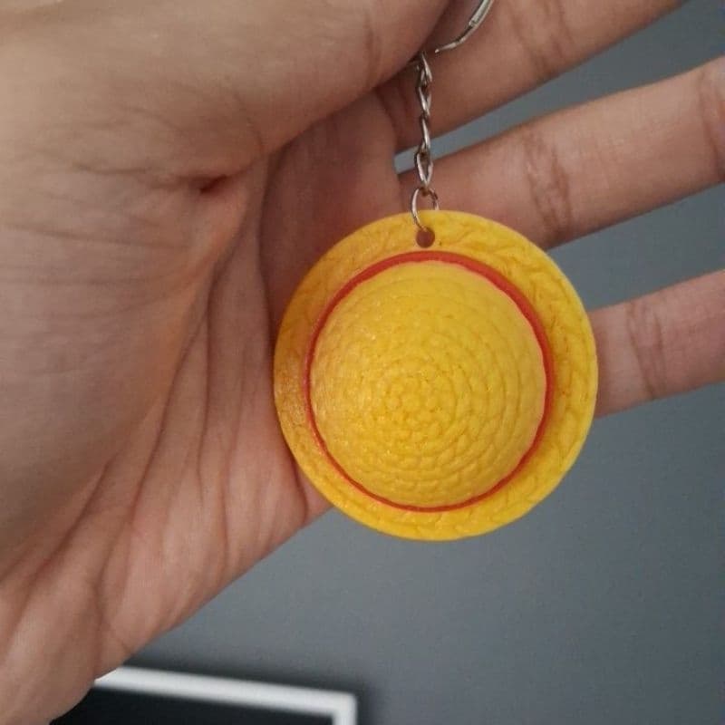 Chaveiro Chapéu do Luffy – One Piece | Estilo Straw Hat