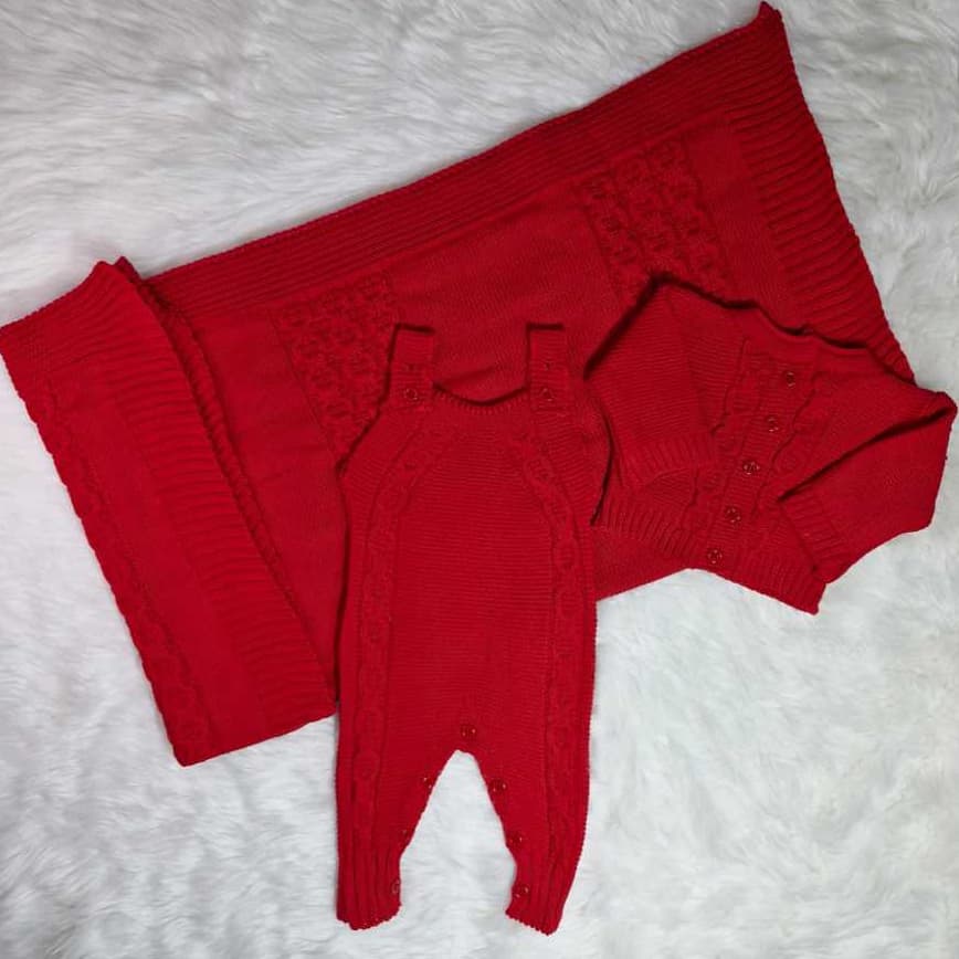 Saída Maternidade Menino Menina Correntinha Blusa Jardineira e Manta Tricô Kit 3 pçs