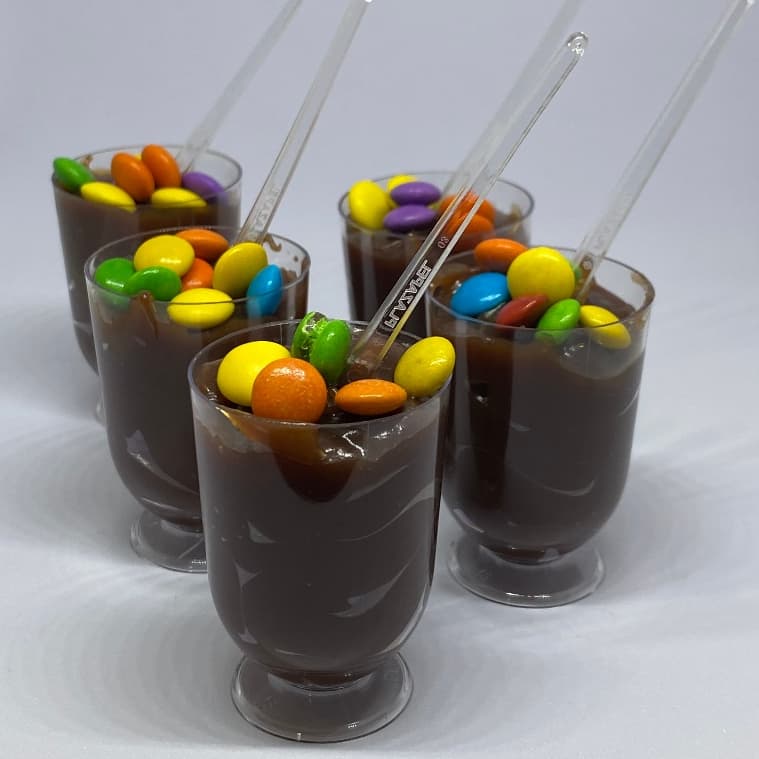 50, 100 e 150 Taças Acrílicas + Colherzinhas Para Sobremesas Brigadeiros Doces Festa De Aniversário 30ml