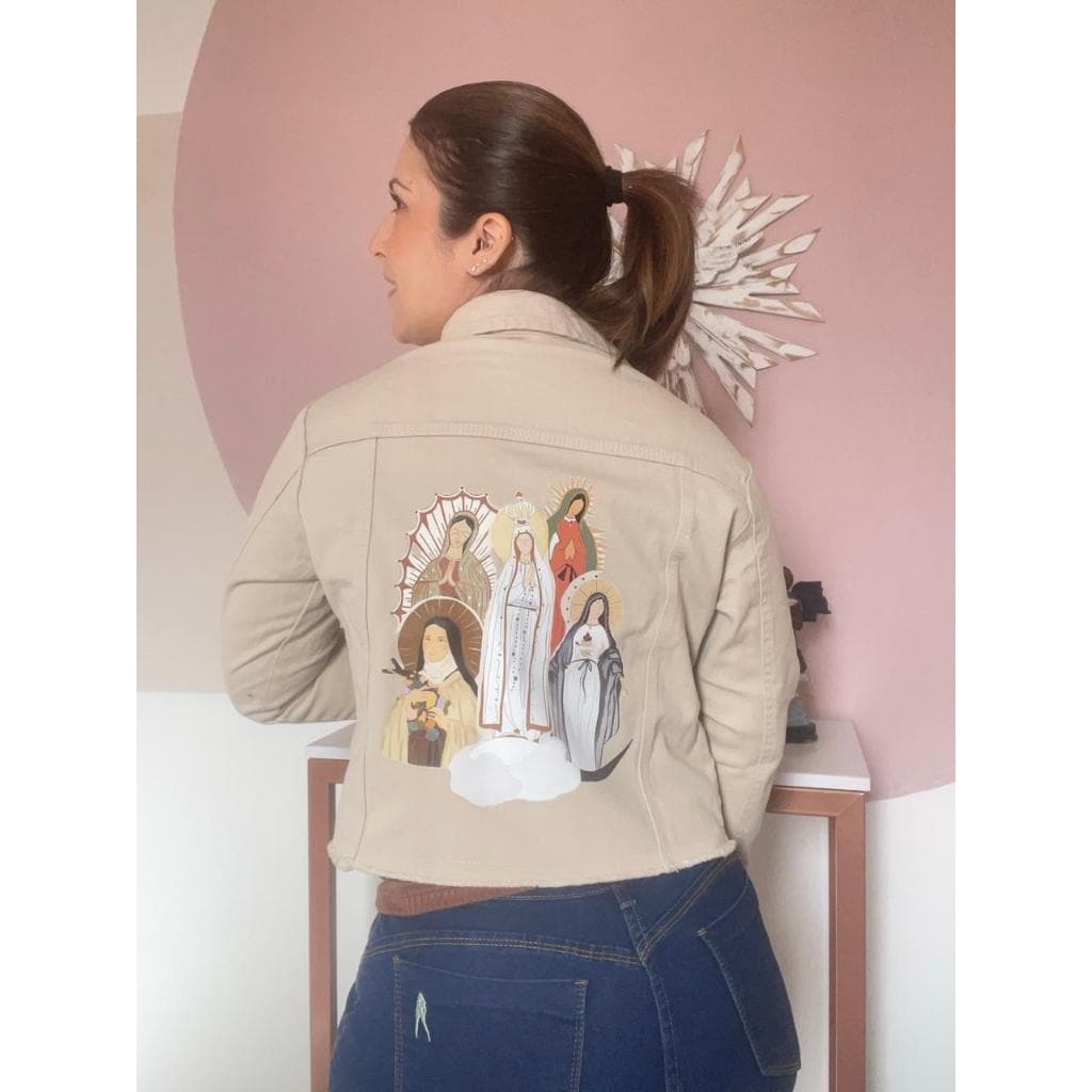 Jaqueta Jeans Feminina Santas Católicas - Exclusiva Vocavit