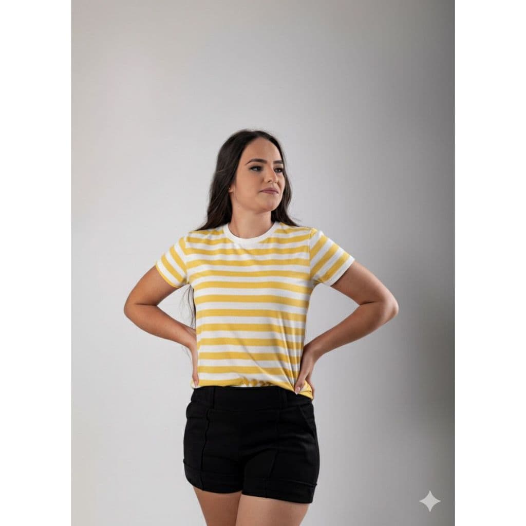Blusa Tshirt Listrada Tendência Verão Gola Redonda em Malha de Alta Qualidade Básica