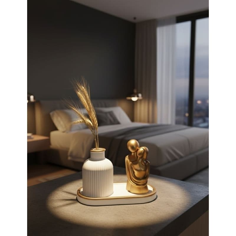 ​Kit Decoração Escultura Casal Dourado + Vaso Moderno branco C/ Bandeja Luxo – Mesa de Centro Quarto Sala