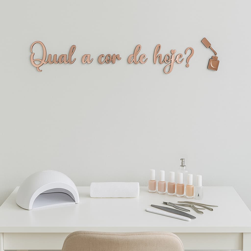 Frase Decorativa Qual a cor de Hoje? Acrílico Espelhado Parede Esmalteria Nails Salão Estética