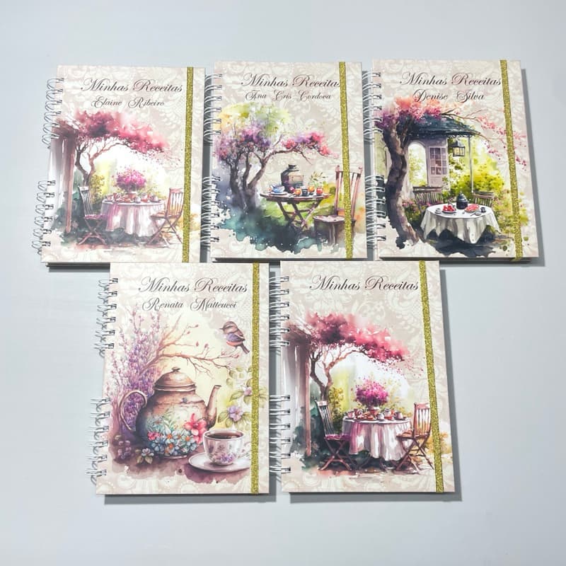 Caderno de Receitas Vintage Personalizado – 226 Páginas, Capa Dura, Wire-O e Elástico