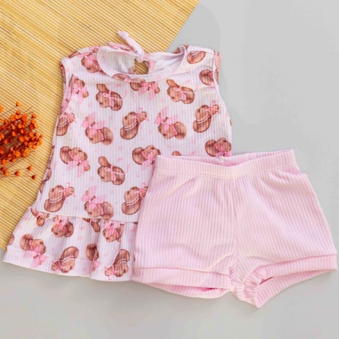 Conjunto Infantil Verão Fresquinho Menina Regata Babado com Estampa de Chapeu e Shorts Rosa Bebê