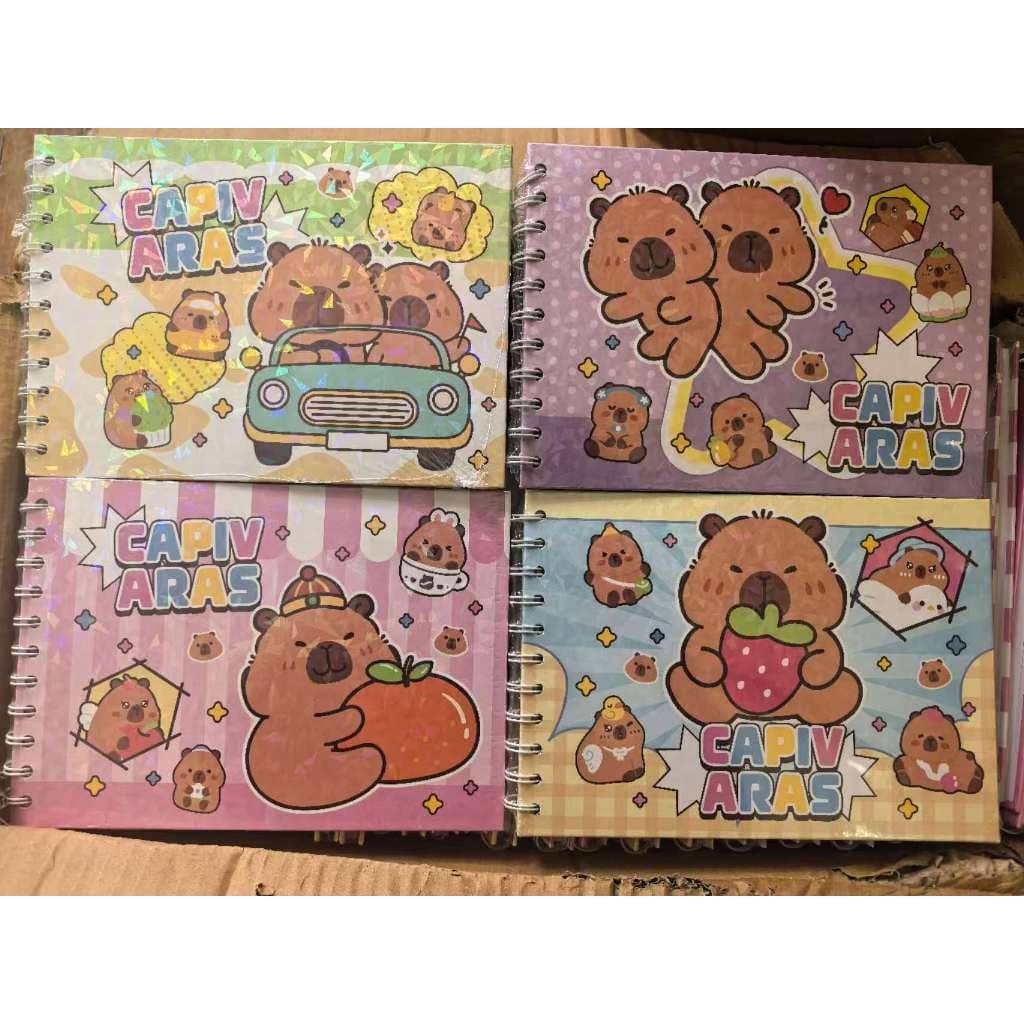 um Livro de Colorir Capivaras de Capa Dura Com 48 Folhas Para Pintar