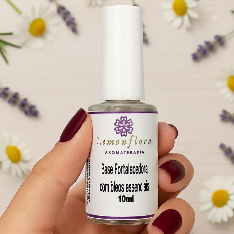 Esmalte Base Fortalecedora Aromaterapia para Unhas Fracas Auxilia no Crescimento 10ml com Óleos Essenciais e Vitamina E