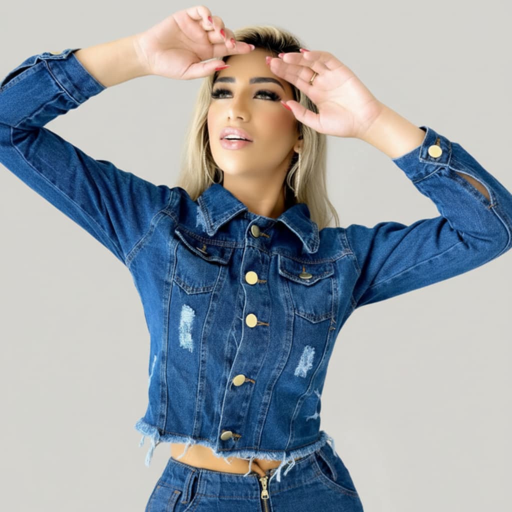 Jaqueta jeans feminina, jaqueta cropped, jaqueta destroyed, jaqueta jeans moderna, jaqueta azul, moda feminina