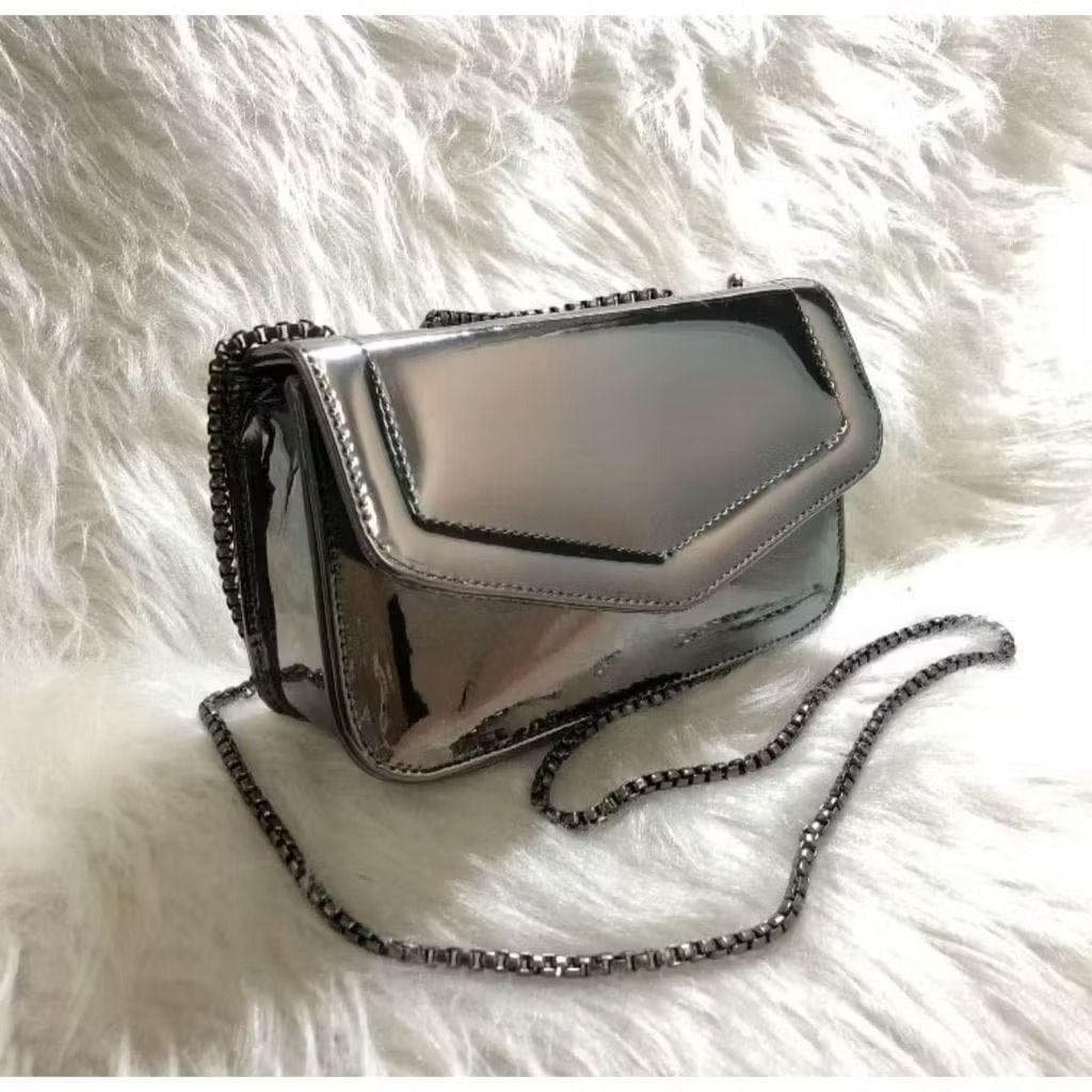 Bolsa Lancamento Mini Bag De Festa Metalizada Espelhada Porta Celular Porta Moeda Com Corrente PRESENTE LINDO NOTA 5
