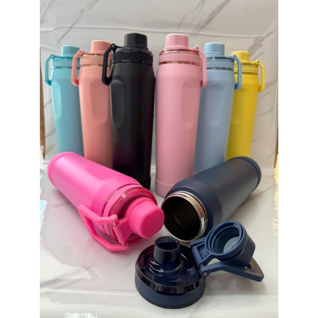 GarrafaTermica Com Capa Protetora de Silicone 650/900ml lnox Aço lnoxidavel para Bebida Gelada e Quente alca esportiva