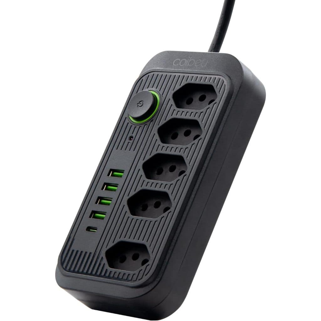 Filtro de Linha c/ Cabo de 5 Metros, 5 Tomadas, 4x USB Tipo A, 1x USB-C Coibeu WKC-541-PRE-5M-WD