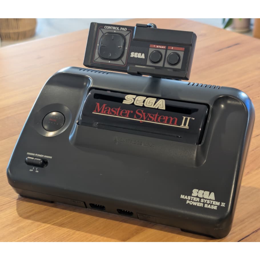 Suporte Master System 2 II Sega Stand Dock