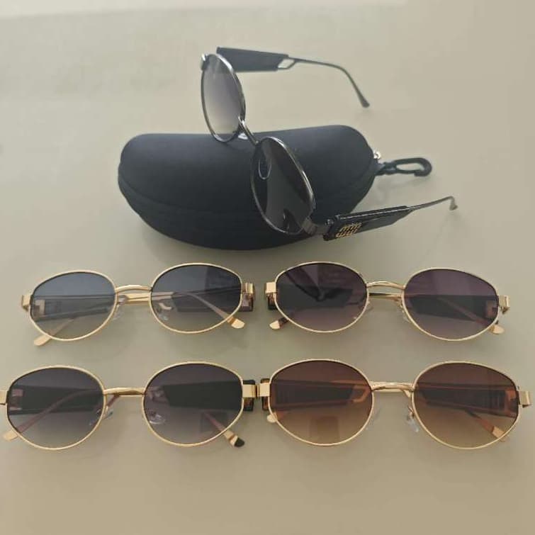Óculos de Sol Feminino Redondo UV400 – Armação Dourada com Detalhe Preto e Lente Degradê