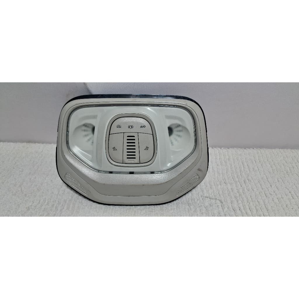Luz do teto Fiat Argo 16/20 original 5204588