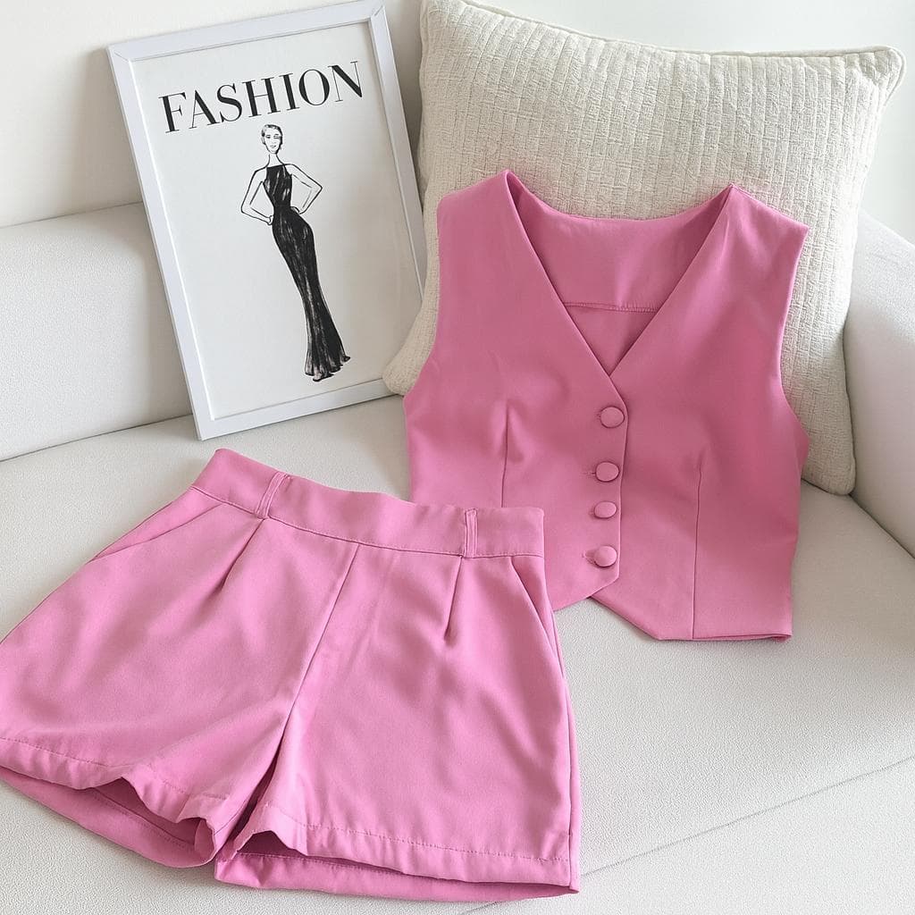 Conjunto Feminino Alfaiataria Elegante Colete e Short Social Look Fim de Ano e Réveillon