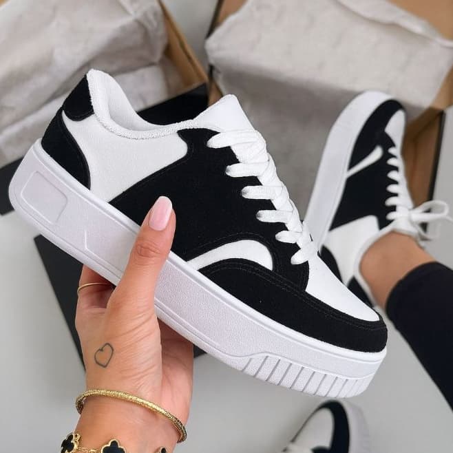 Tênis Casual Feminino Cadarço Sola Reta Plataforma Preto Branco Confortável Promoção Envio Rápido
