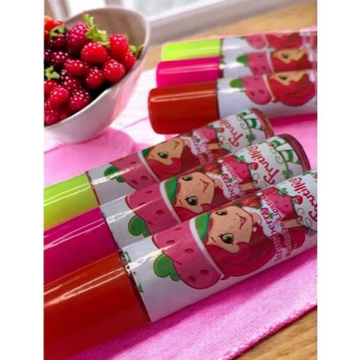 kit brilho labial moranguinho 1 rosa 1verde 1 vermelho 3 unidades