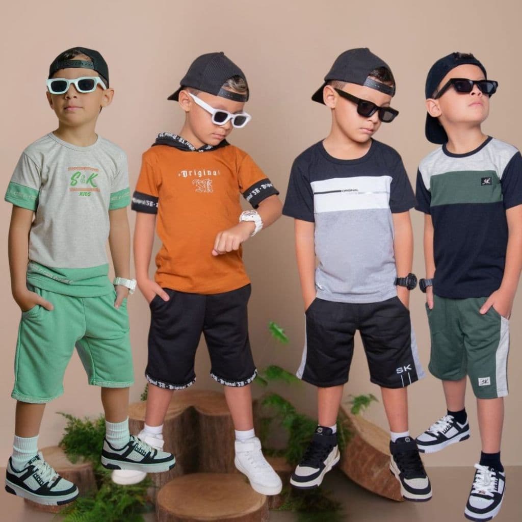 Kit Com 4 Conjuntos Roupa Infantil Menino Camisa Malha 30.1 e Bermuda Moletinho  Veste do  2 ao 14 Anos