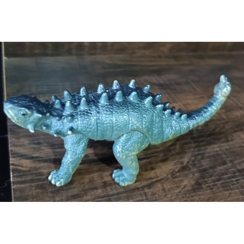 Dinossauro Anquilossauro de borracha