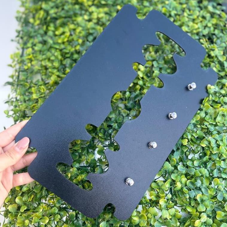 Cabideiro Porta Capas Forma de Lamina em MDF Preto Barbearia Profissional