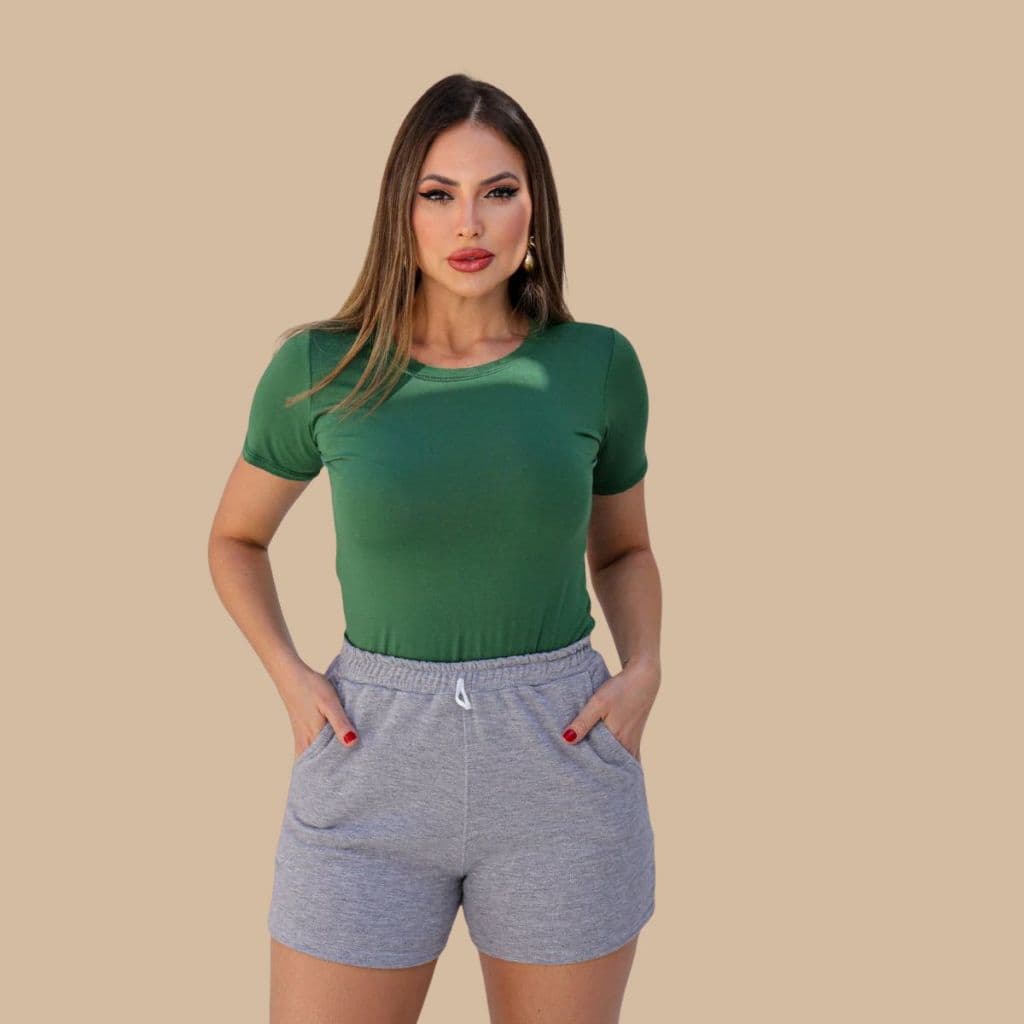 Kit 7 Blusas T-Shirt  Feminina em Visco Lycra Gola Redonda com e Ajuste Perfeito