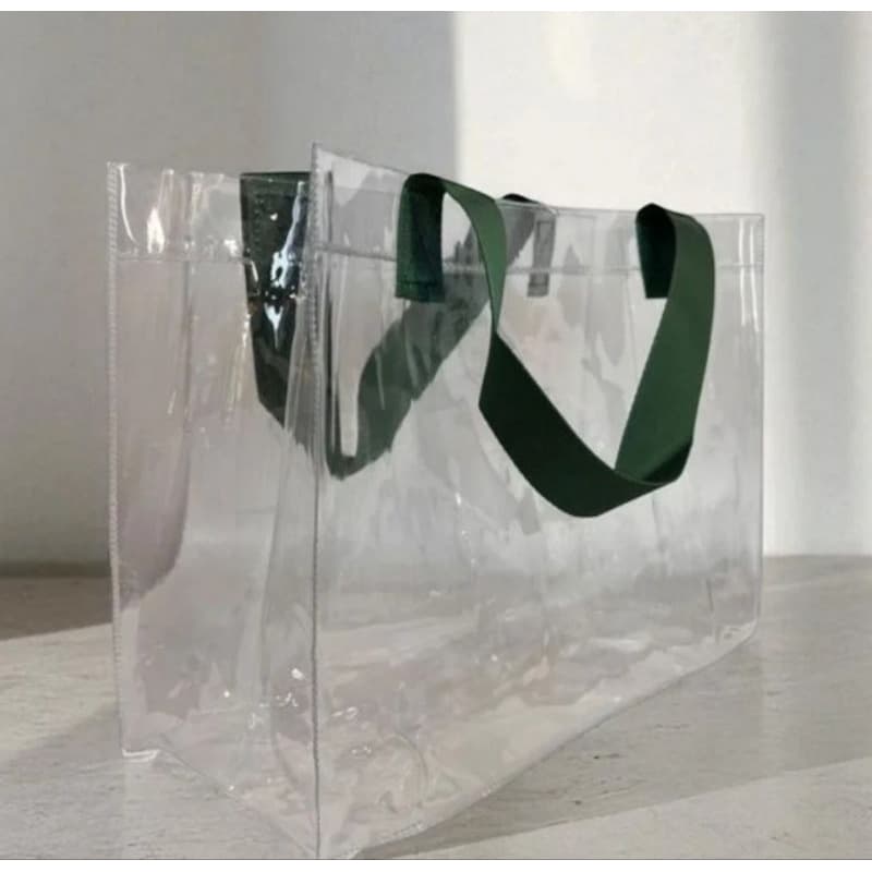 1 Sacola de PVC com alça de Nylon Verde 25x15x35cm