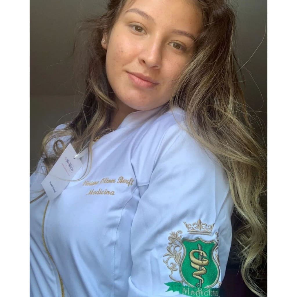 Jaleco Feminino Bordado  Personalizado para  Biomedicina, Enfermagem, Medicina e Estética