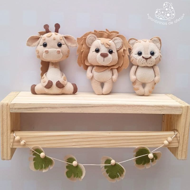 Kit 3 Bichinhos Safari Feltro | Decoração Quarto Bebê Neutro Unissex | Leão Girafa Tigre | Paleta Aconchegante